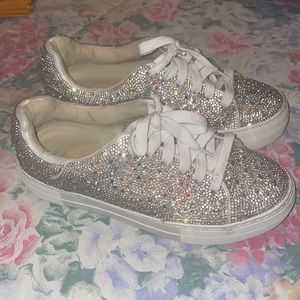 Like new Betsey Johnson Rhinestone Sneaker • Size 7